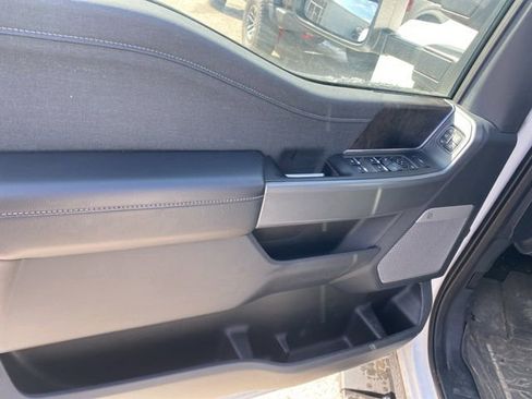 Used 2024 Ford F250 Lariat w/ Sport Appearance Package AWD/4WD image 17