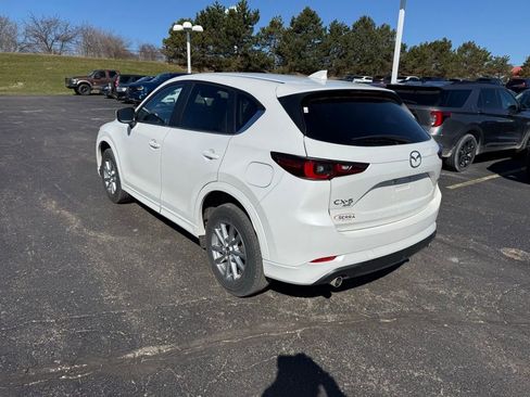 Used 2024 MAZDA CX-5 AWD 2.5 S w/ Select Package image 2