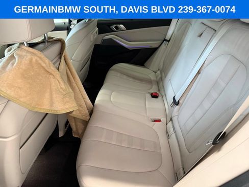 Used 2022 BMW X5 sDrive40i w/ M Sport Package RWD image 14