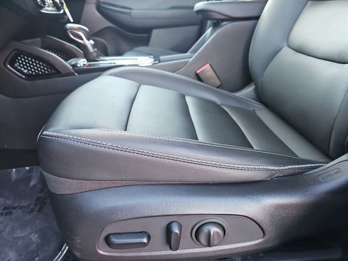 Used 2021 Chevrolet TrailBlazer LT w/ Premium Seating Package image 27