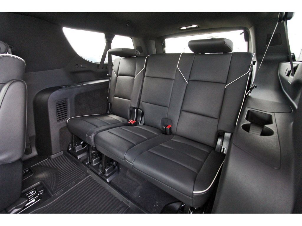 New 2027 Cadillac Escalade ESV Luxury RWD image 13