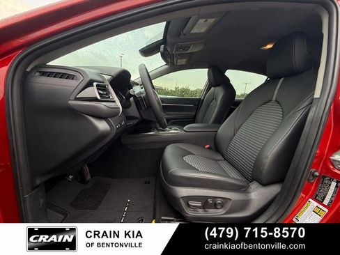 Used 2023 Toyota Camry SE w/ Convenience Package FWD image 21