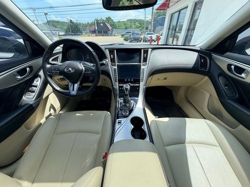 Used 2019 INFINITI Q50 Luxe w/ Essential Package (3.0T Luxe) RWD image 19