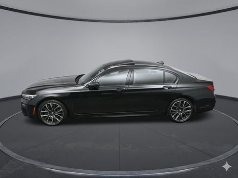 Used 2021 BMW 750i xDrive w/ Executive Package image 49