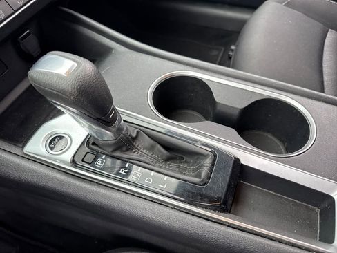 Used 2022 Nissan Altima 2.5 SV image 19