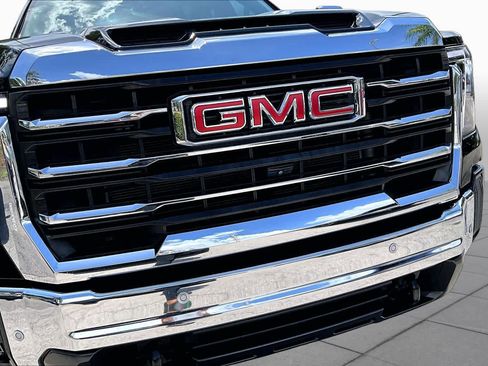 Used 2024 GMC Sierra 2500 SLT w/ SLT Premium Package AWD/4WD image 30