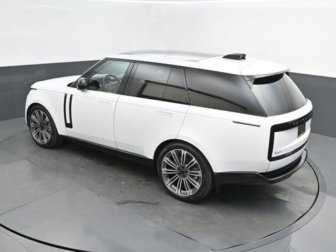 New 2026 Land Rover Range Rover SE AWD/4WD image 36