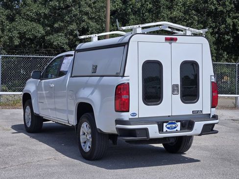 Used 2022 Chevrolet Colorado LT w/ Safety Package RWD image 5