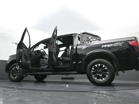 Used 2024 Nissan Titan PRO-4X w/ Pro-4x Convenience Package AWD/4WD image 41