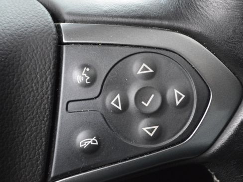 Used 2017 Chevrolet Tahoe LT image 31