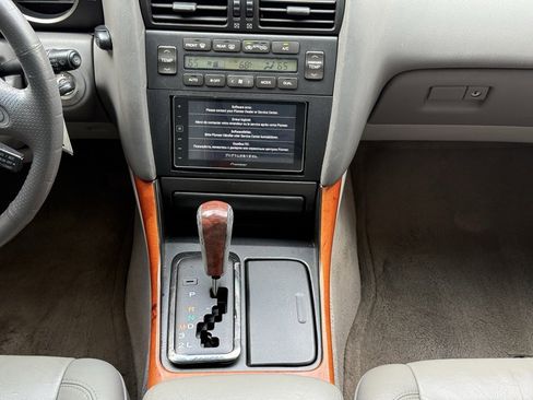 Used 2004 Lexus GS 300 image 10