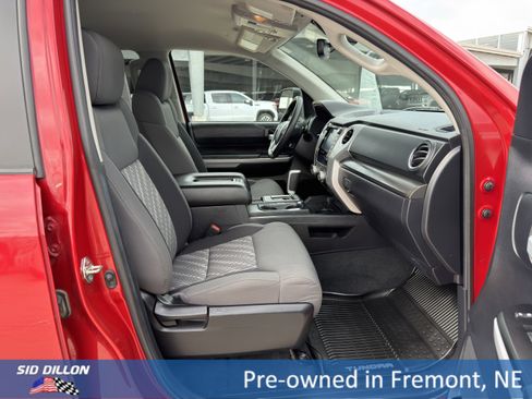 Used 2020 Toyota Tundra SR5 w/ TRD Off-Road Package AWD/4WD image 15