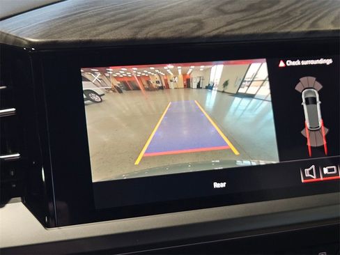 Used 2022 Audi Q4 e-tron Premium w/ Convenience Package image 22