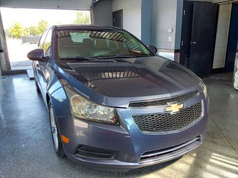 Used 2013 Chevrolet Cruze LT w/ Enhanced Safety Package FWD image 9