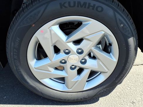 Used 2026 Hyundai Kona SE AWD/4WD image 5