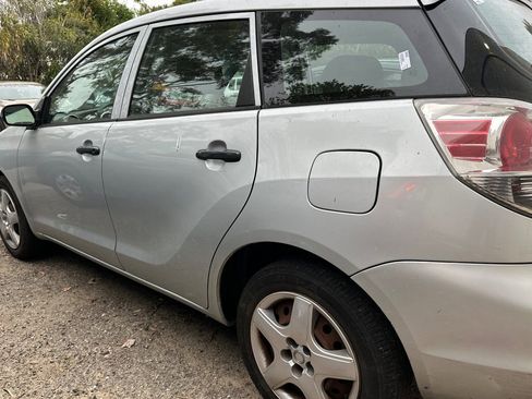 Used 2006 Toyota Matrix image 5