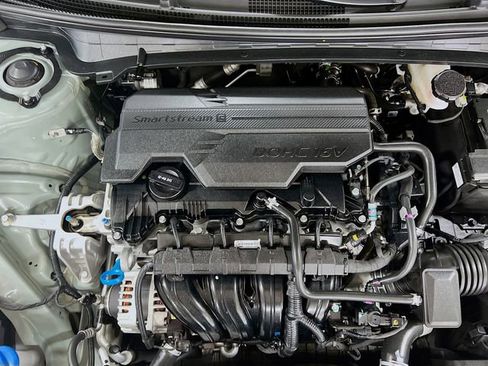 Certified 2025 Kia K4 FWD image 28