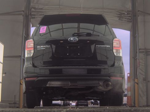 Used 2018 Subaru Forester 2.5i Limited image 9