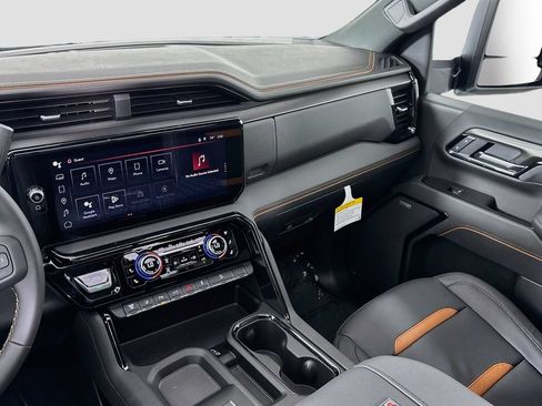 New 2026 GMC Sierra 2500 AT4 AWD/4WD image 24
