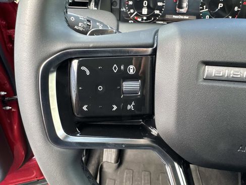 Certified 2025 Land Rover Discovery Sport S image 32