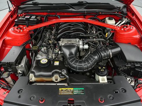 Used 2007 Ford Mustang GT RWD image 12