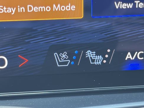 New 2026 Chevrolet Tahoe Premier w/ Sun And Tow Package AWD/4WD image 33