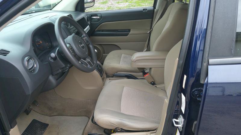Used 2014 Jeep Compass Sport w/ Power Value Group FWD image 5