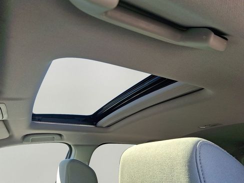 Used 2019 Honda CR-V EX image 15