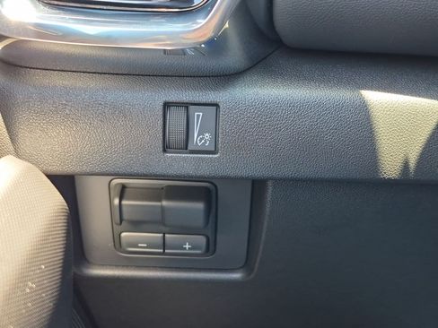 New 2026 GMC Canyon Elevation w/ Convenience Package RWD image 19