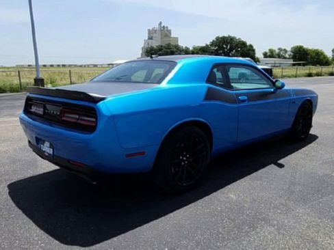 Used 2023 Dodge Challenger R/T Scat Pack w/ T/A Package image 8