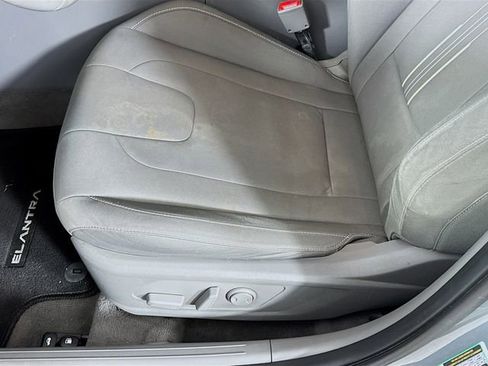 Used 2022 Hyundai Elantra SEL w/ Convenience + Premium Package image 23