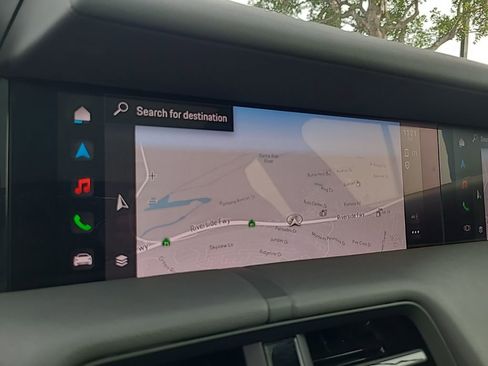 Used 2021 Porsche Taycan 4S image 21