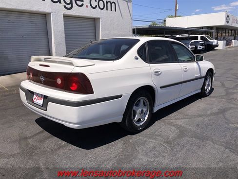 Used 2002 Chevrolet Impala LS w/ Preferred Equipment Group FWD image 8