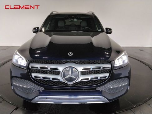 Used 2022 Mercedes-Benz GLS 450 4MATIC image 2