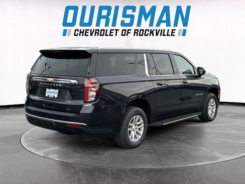 Used 2024 Chevrolet Suburban LT image 6