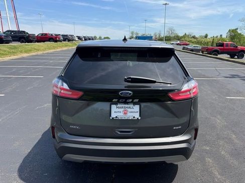 Used 2023 Ford Edge SEL image 4