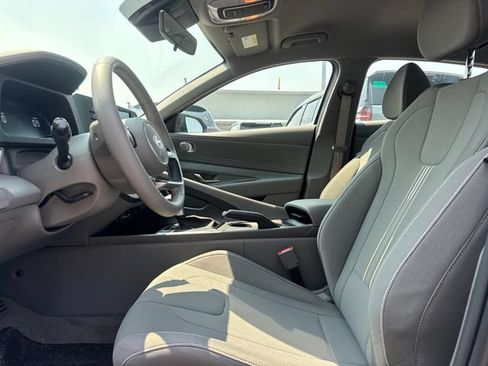Used 2026 Hyundai Elantra Sport FWD image 13