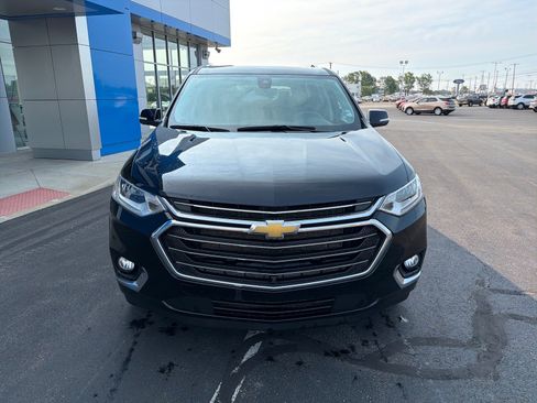 Used 2021 Chevrolet Traverse Premier w/ LPO, Floor Liner Package FWD image 8