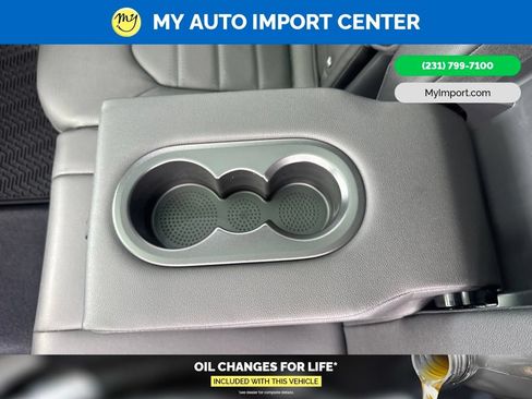 Used 2025 Volkswagen Atlas Cross Sport SEL AWD/4WD image 26