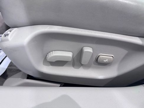 Used 2015 INFINITI Q50 Sport w/ Technology Package image 11