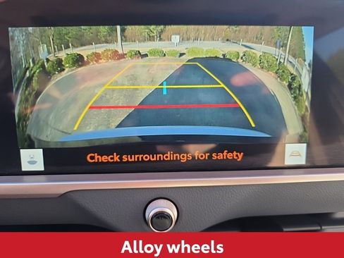 Used 2024 Toyota Crown Limited image 32