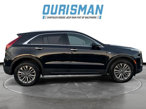 Used 2024 Cadillac XT4 Premium Luxury image 7