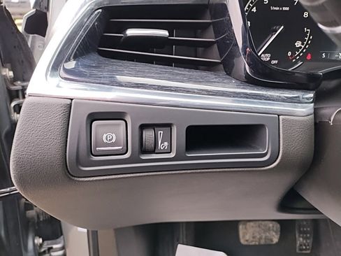 Used 2023 Cadillac XT5 Premium Luxury image 26