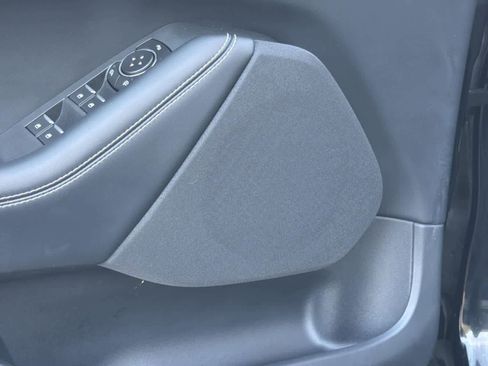 Used 2022 Ford Mustang Mach-E Select image 21