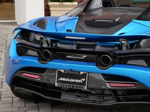 Used 2022 McLaren 720S Performance image 20