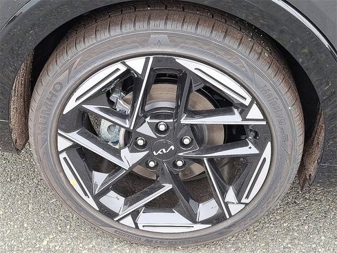 New 2025 Kia K4 GT-Line w/ GT-Line Premium Package image 5