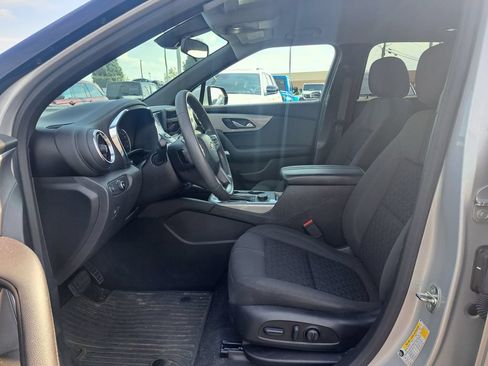 Used 2022 Chevrolet Blazer LT FWD image 10