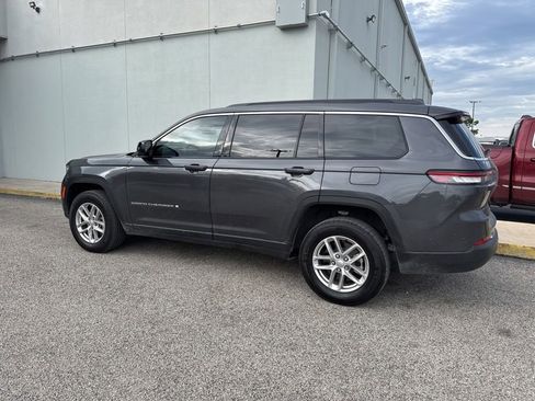 Used 2025 Jeep Grand Cherokee L Laredo RWD image 16