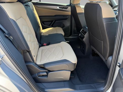 New 2026 Volkswagen Atlas Cross Sport SE AWD/4WD image 13