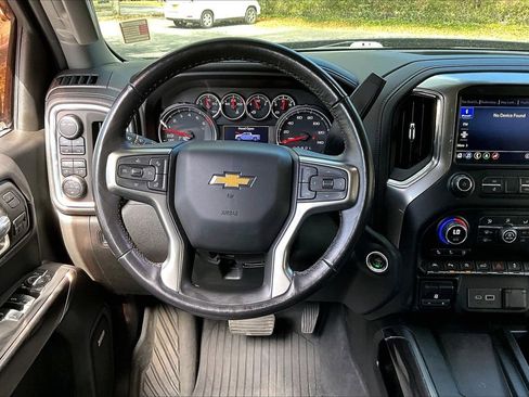 Used 2021 Chevrolet Silverado 1500 LTZ w/ LTZ Premium Package image 8